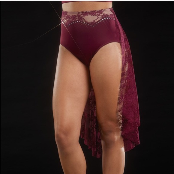 two piece dance costume - Picture 2 of 3